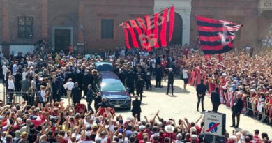 Italia: el emotivo adiós a Franco Baresi, en un funeral multitudinario en Milán